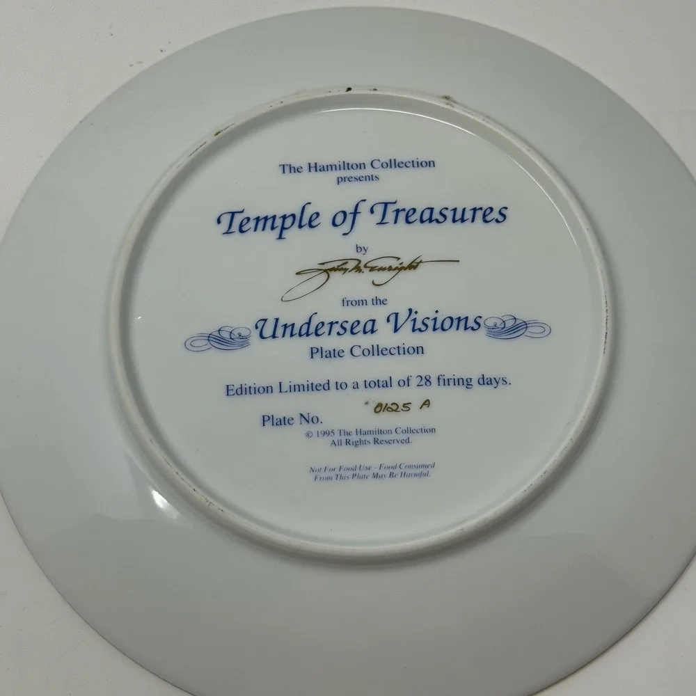 Undersea Visions TEMPLE OF TREASURES Plate Hamilton Collection Sea Ocean Fish